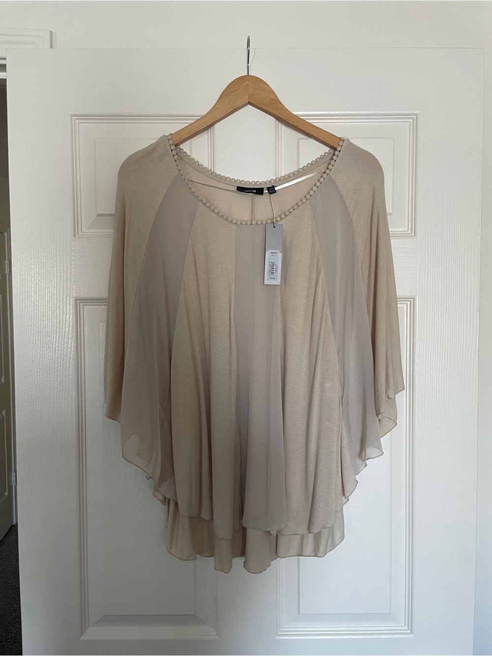 🤍 Apt. 9 Cream Layered Chiffon Poncho Top 🤍